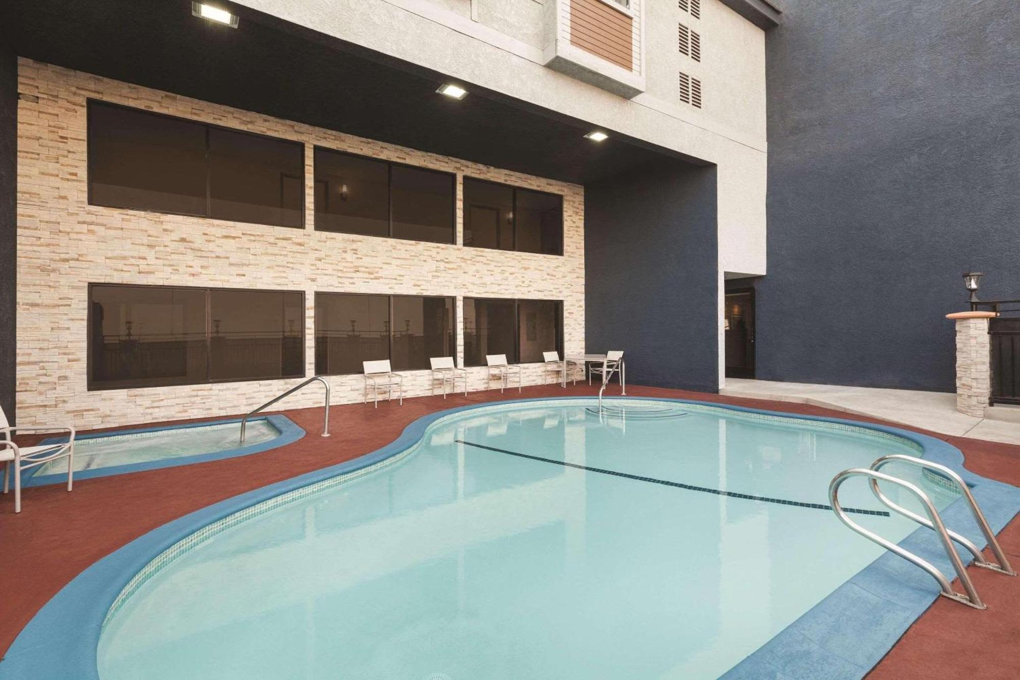 Country Inn & Suites By Radisson, Bakersfield, Ca Luaran gambar
